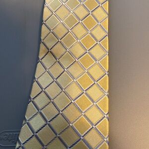 Arrow Yellow and Blue Diamond Pattern Tie